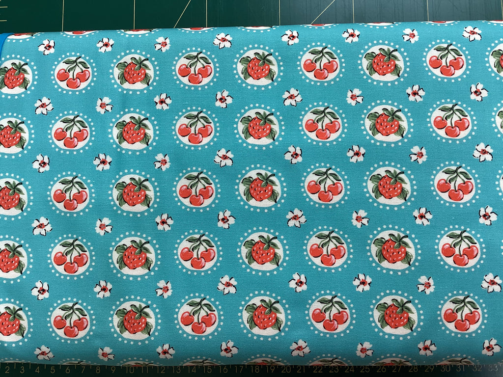 Julia - Cherry Strawberry - M11924 14 - Moda