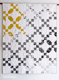 Mini Daisy - White Lacquer Print - 640219